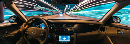 Gemeente Bernheze start proef kabelgoottegels voor elektrisch rijden